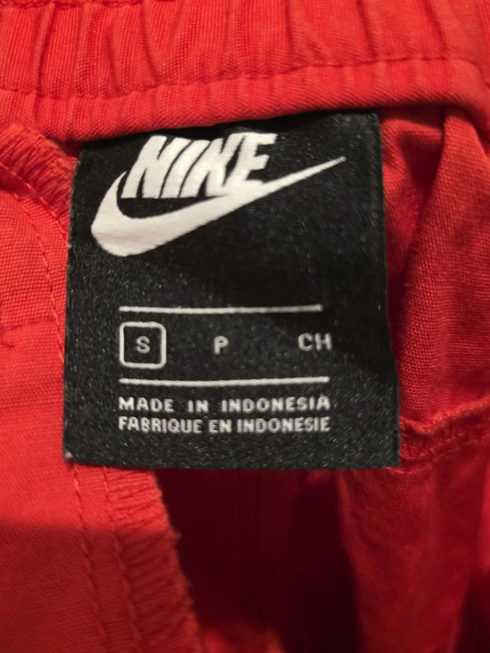 Nike Men’s Sportswear Retro 1987 Reissue Woven Shorts University Red / Sail S